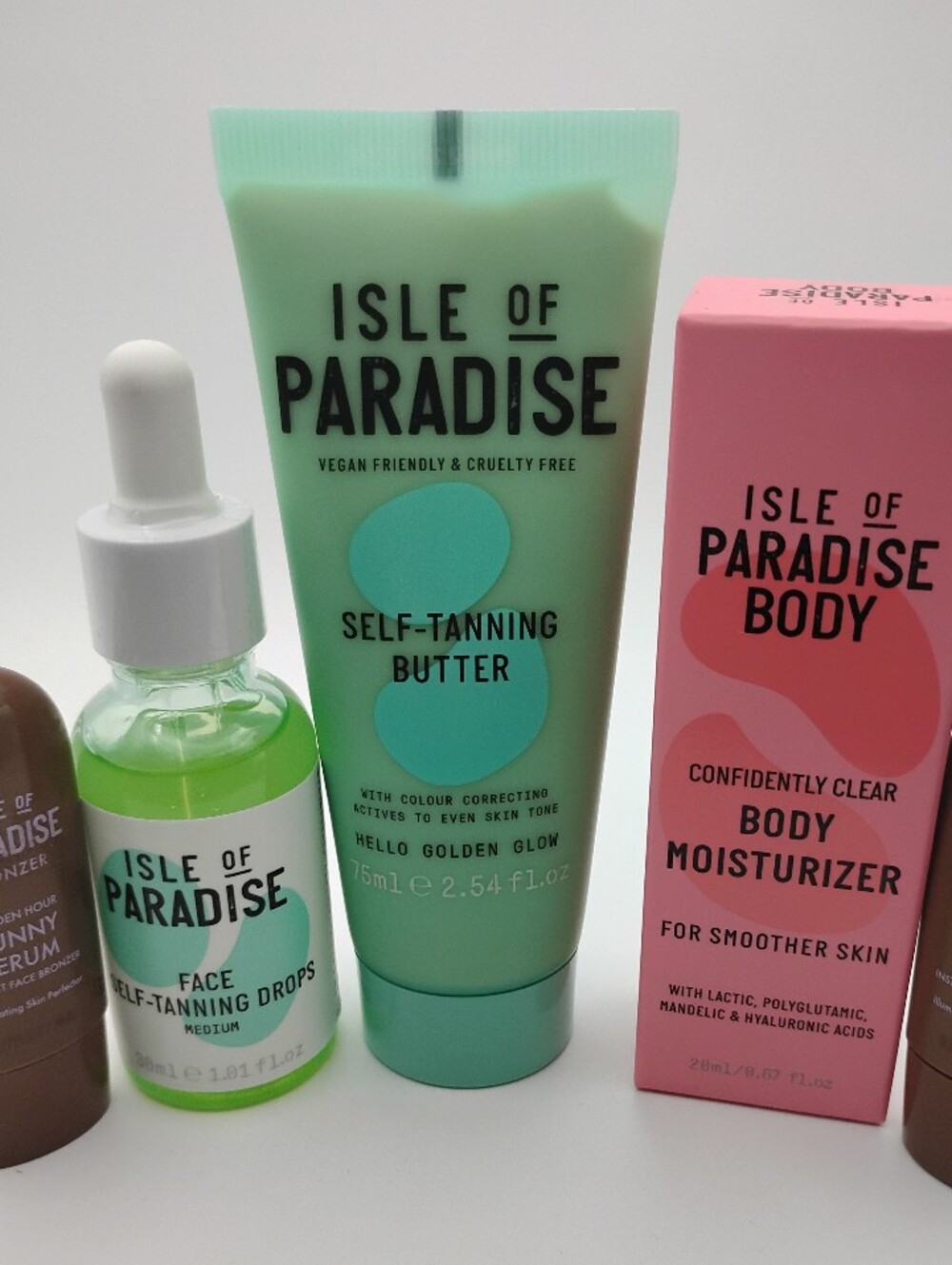 Isle of Paradise  Self Tanner & Moisturizer Bundle All Are Brand New - Picture 2 of 4